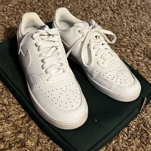 Nike Women's Air Force 1 '07 Shoes